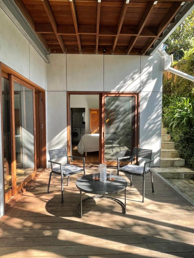 Tranquil Garden Apartment With Living Room Уолонгонг Екстериор снимка