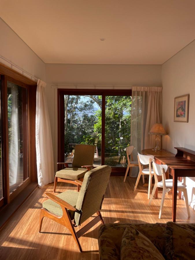Tranquil Garden Apartment With Living Room Уолонгонг Екстериор снимка